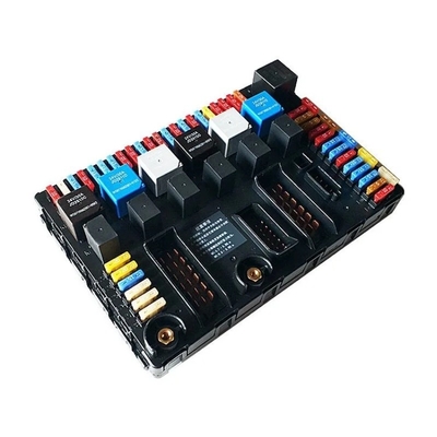 Padrão Sinotruk HOWO Peças sobressalentes Wg9716582301 Caixa de junção elétrica Caixa de fusível para reparação