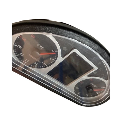 Sinotruk HOWO Painel de instrumentos Câmara de caminhão Peças de carroceria WG9716582201 e desempenho